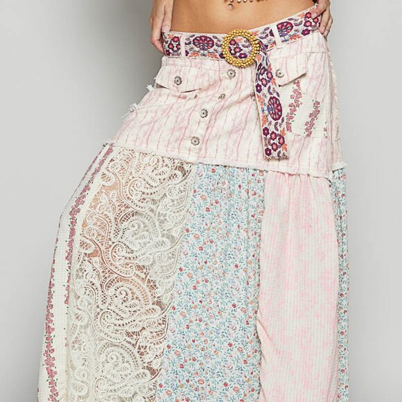 POL Clothing Woven Patchwork Maxi Skirt In Mixed Floral Print NEW! - Picture 2 of 12